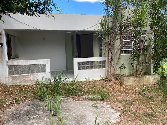 Vendido Recientemente: $55,000 (3 camas, 2 baños, 950 Pies cuadrados)