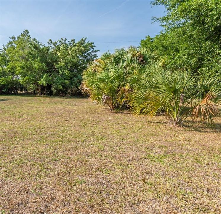 Vendido Recientemente: $8,000 (0.24 acres)