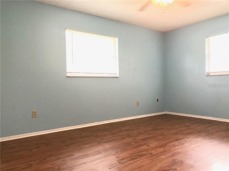 Recently Rented: $1,750 (4 beds, 2 baths, 1630 Square Feet)