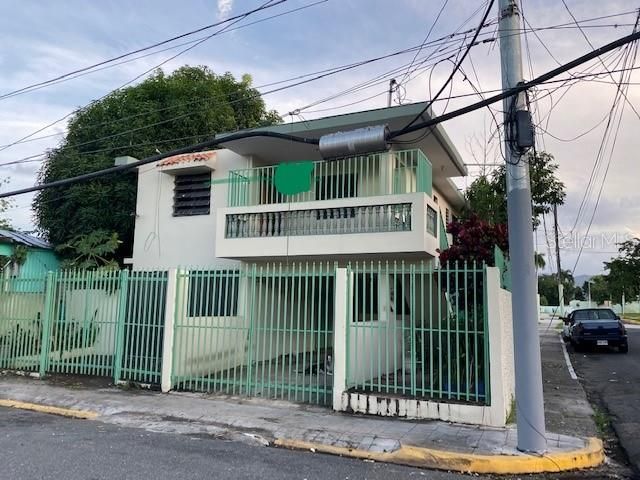 Vendido Recientemente: $54,900 (3 camas, 2 baños, 950 Pies cuadrados)