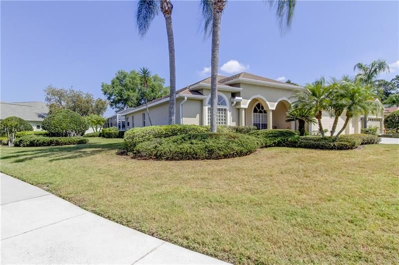 Recently Sold: $400,000 (4 beds, 3 baths, 2264 Square Feet)