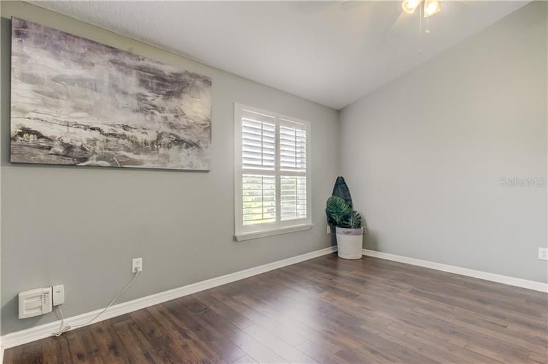Recently Sold: $150,000 (2 beds, 1 baths, 1146 Square Feet)