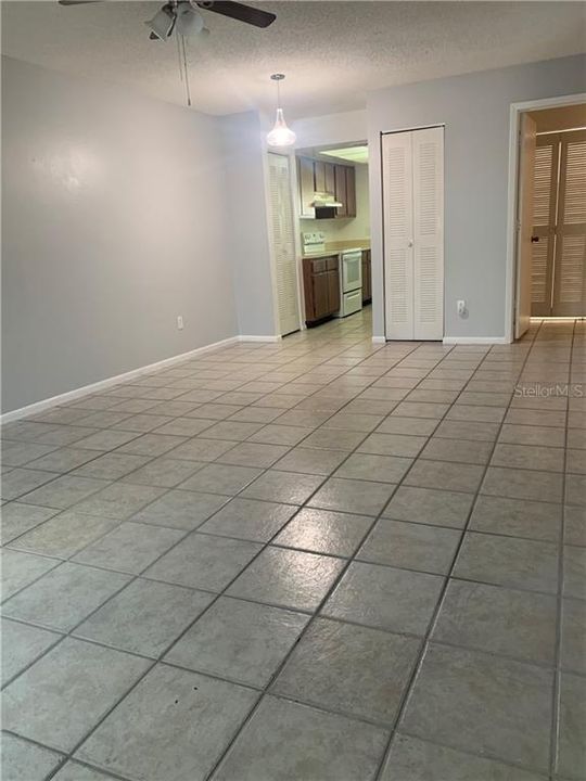 Recently Sold: $124,900 (2 beds, 2 baths, 875 Square Feet)