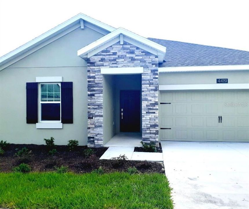 最近售出: $278,960 (4 贝兹, 2 浴室, 2061 平方英尺)