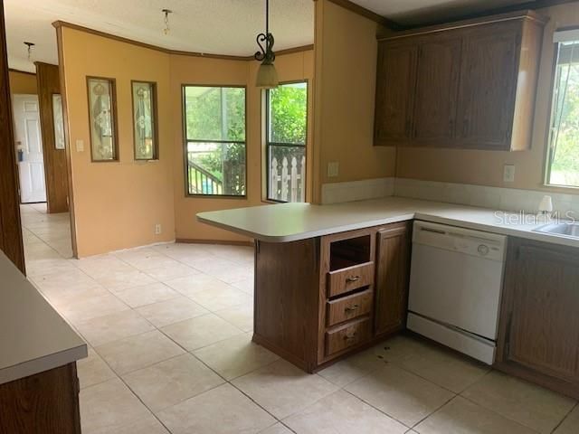 Recently Sold: $45,000 (3 beds, 2 baths, 1758 Square Feet)
