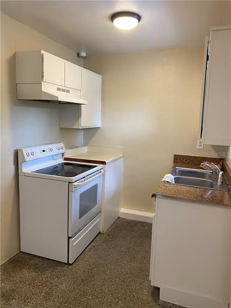 Recently Rented: $850 (2 beds, 1 baths, 764 Square Feet)