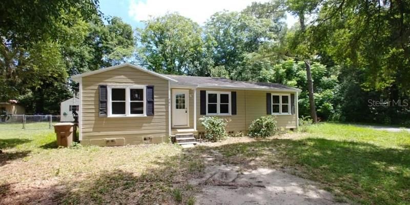 Recently Rented: $875 (3 beds, 1 baths, 1108 Square Feet)