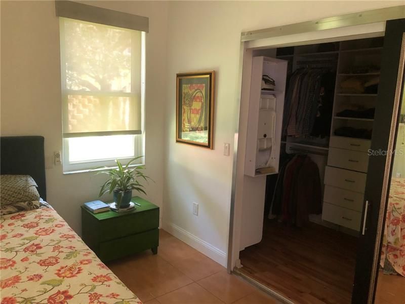 Recently Rented: $1,550 (2 beds, 2 baths, 1251 Square Feet)