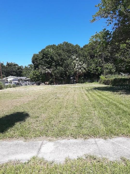 Vendido Recientemente: $97,500 (0.20 acres)