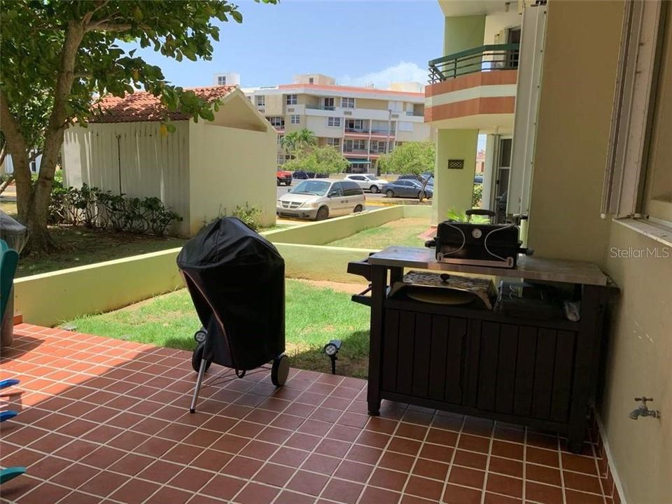 Vendido Recientemente: $180,000 (3 camas, 2 baños, 1258 Pies cuadrados)