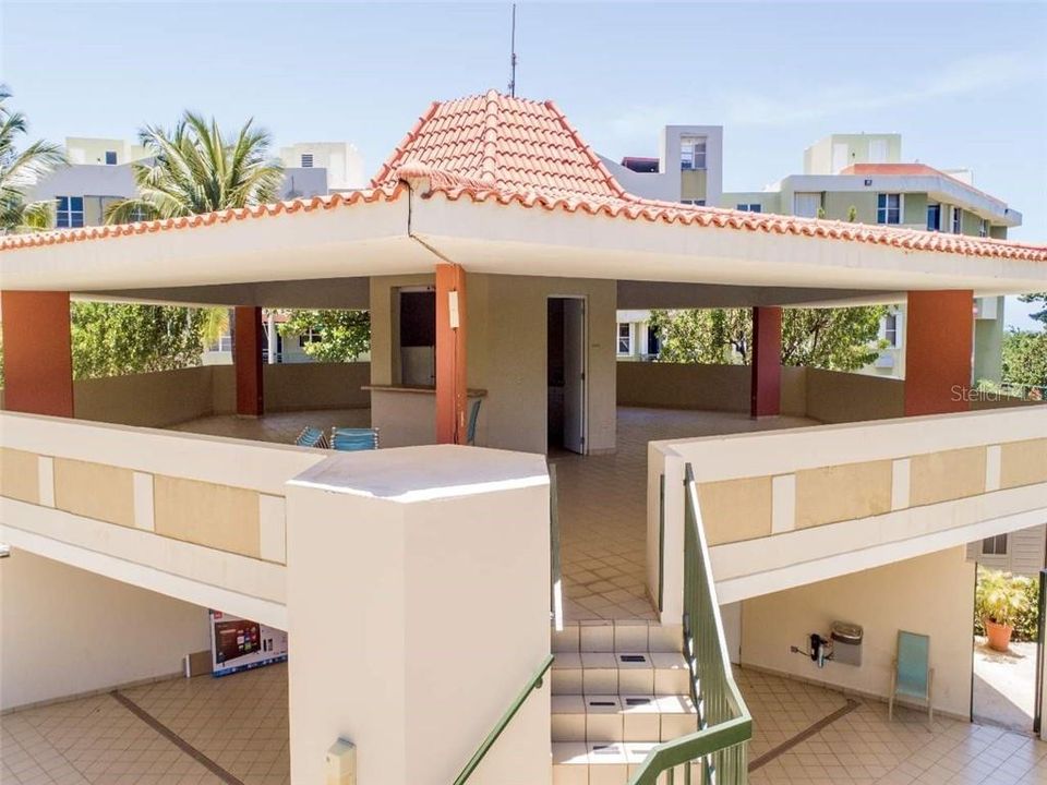 Vendido Recientemente: $180,000 (3 camas, 2 baños, 1258 Pies cuadrados)