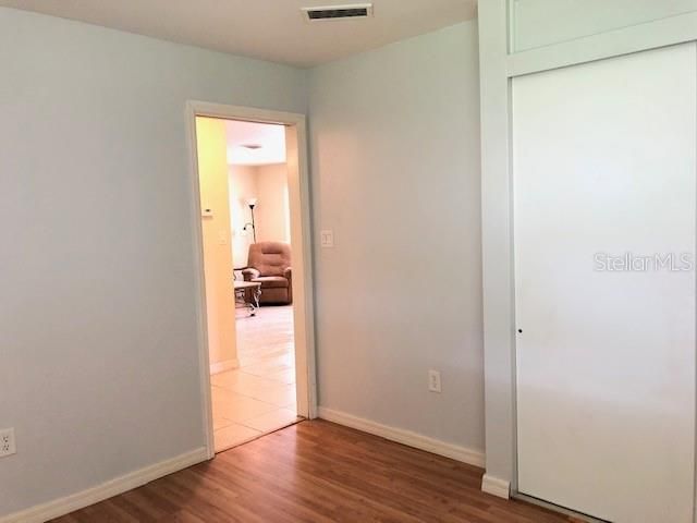 Recently Sold: $149,000 (3 beds, 1 baths, 1244 Square Feet)