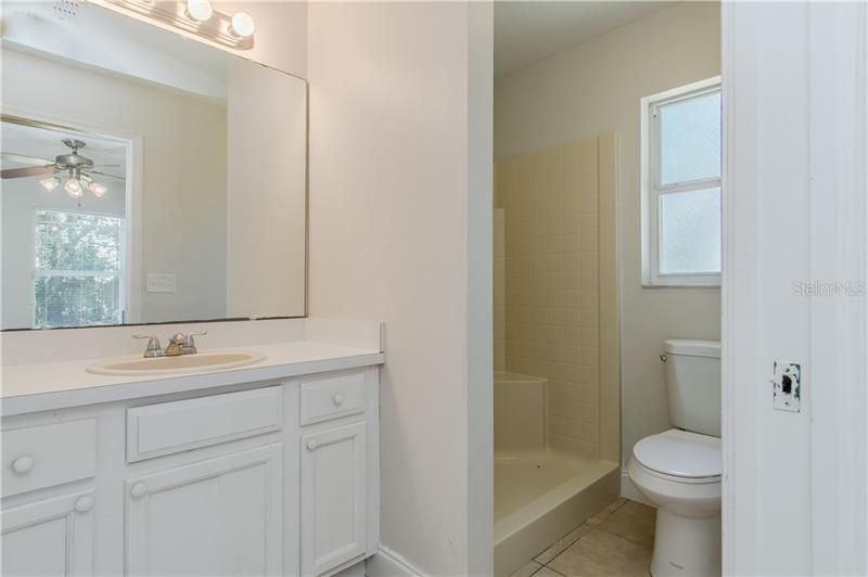 最近售出: $168,500 (3 贝兹, 2 浴室, 1192 平方英尺)