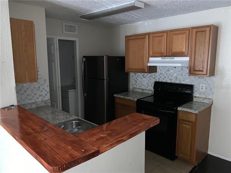 Vendido Recientemente: $99,000 (2 camas, 1 baños, 870 Pies cuadrados)