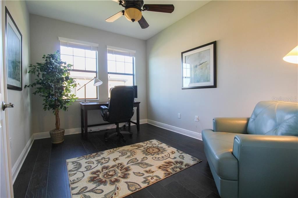 For Rent: $5,850 (3 beds, 2 baths, 2215 Square Feet)