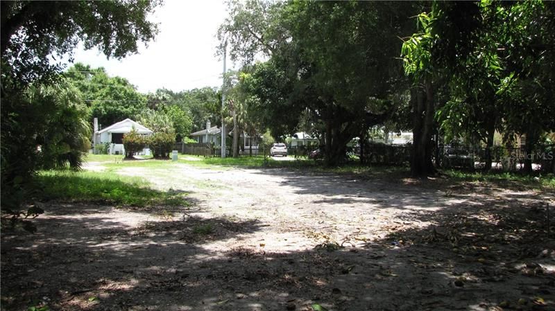 Vendido Recientemente: $60,000 (0.22 acres)