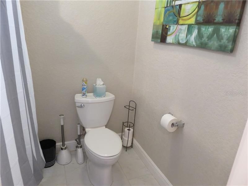 Recently Rented: $1,800 (3 beds, 2 baths, 1408 Square Feet)