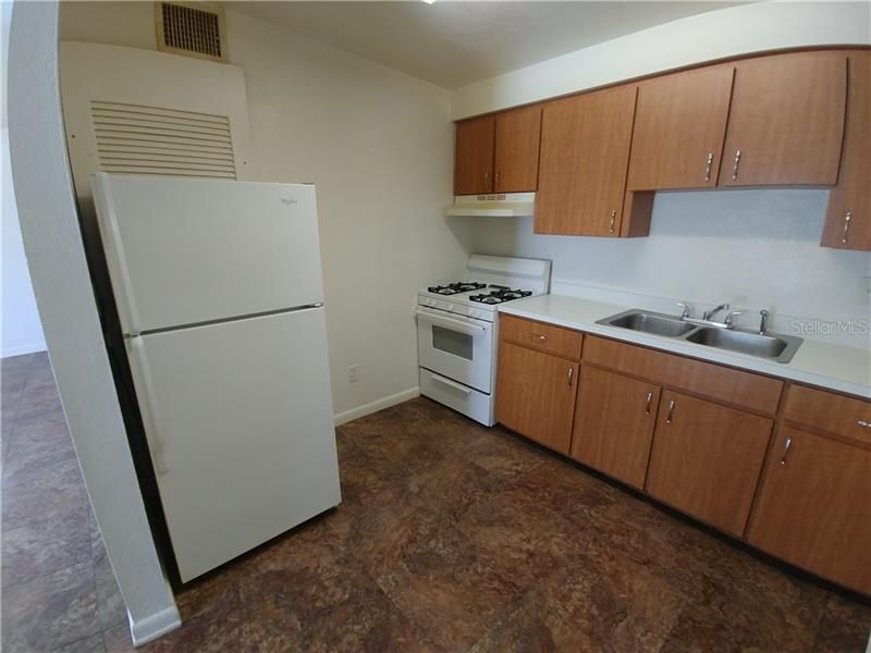 Recently Rented: $675 (1 beds, 1 baths, 644 Square Feet)
