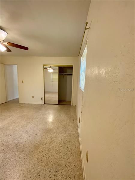 Recently Sold: $91,000 (2 beds, 1 baths, 880 Square Feet)
