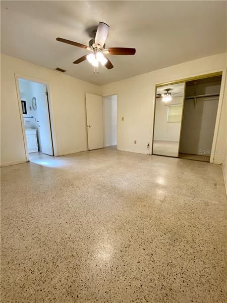 Recently Sold: $91,000 (2 beds, 1 baths, 880 Square Feet)