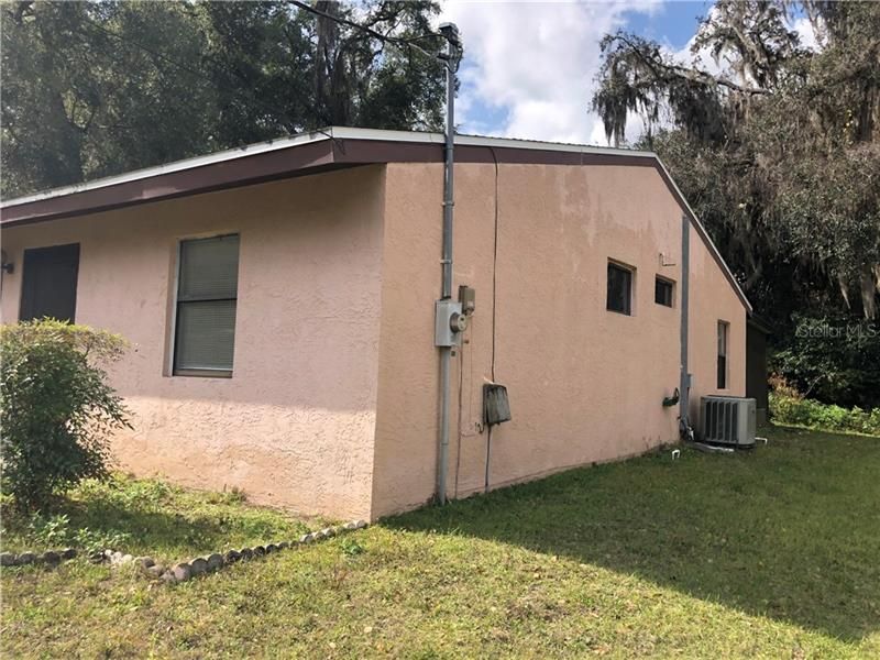 Recently Sold: $75,000 (3 beds, 2 baths, 1251 Square Feet)