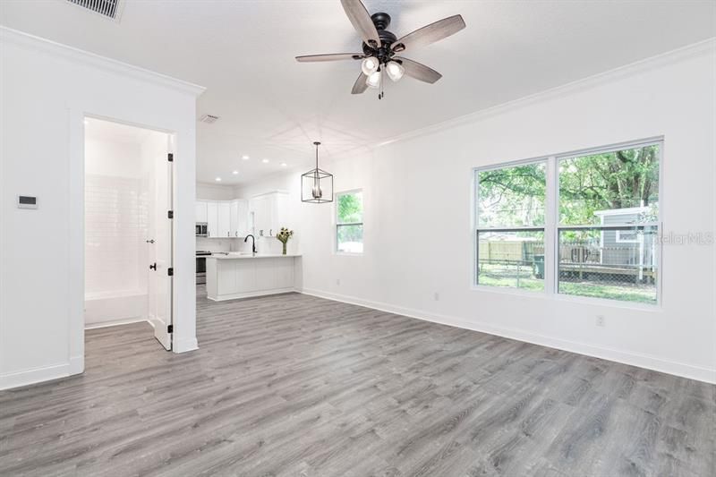 Recently Sold: $242,063 (2 beds, 2 baths, 1245 Square Feet)