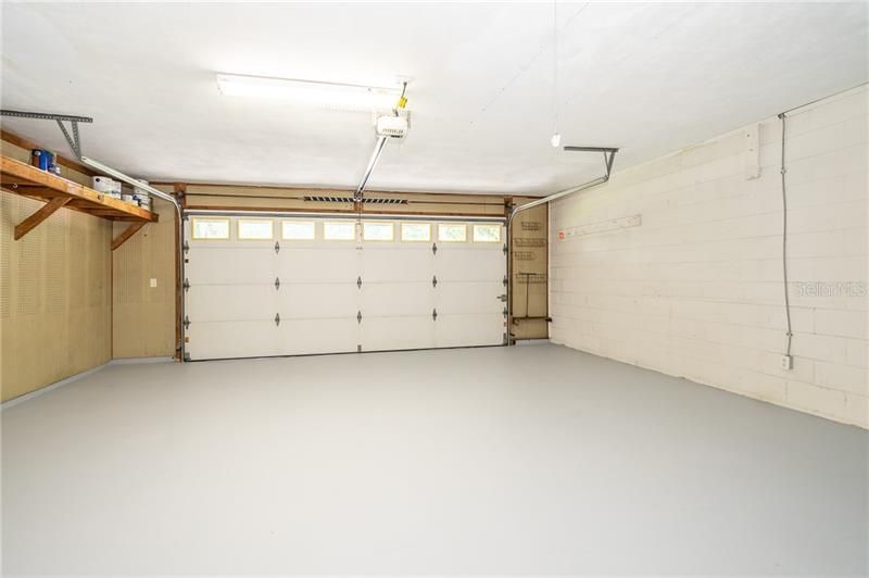 Epoxy floor paint & an empty oversized garage