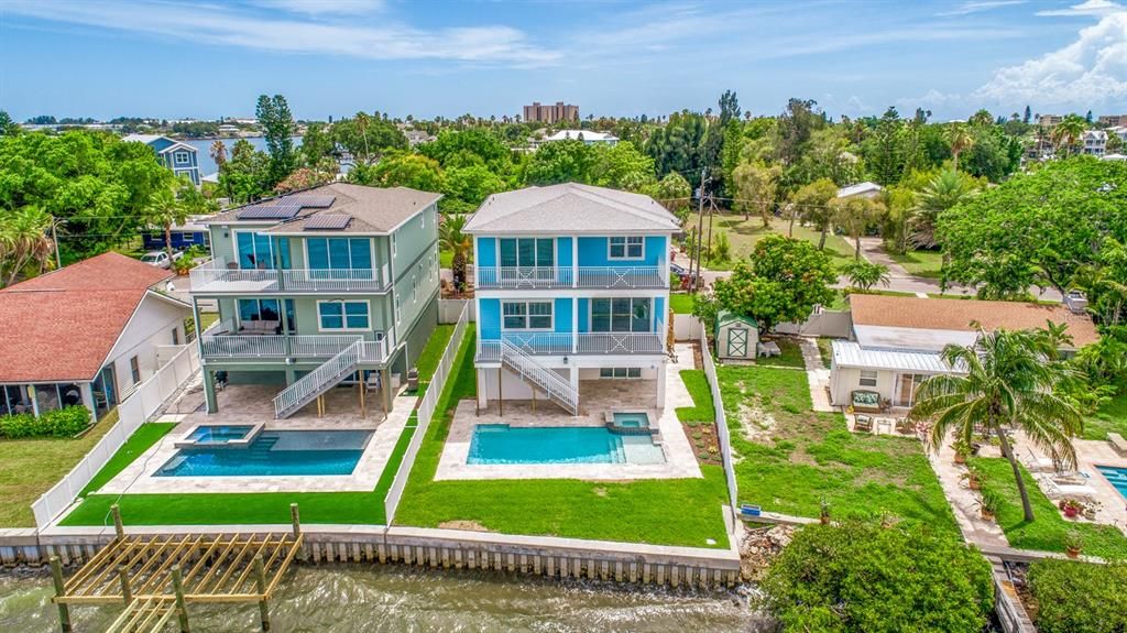 Recently Sold: $2,375,000 (4 beds, 4 baths, 3400 Square Feet)
