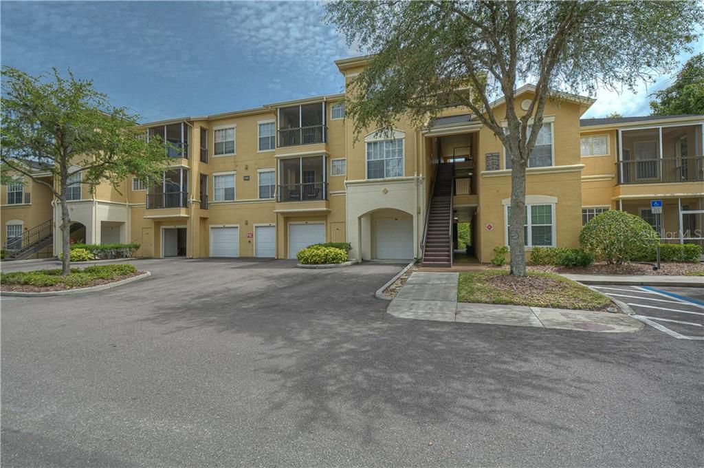 Recently Sold: $113,500 (1 beds, 1 baths, 851 Square Feet)