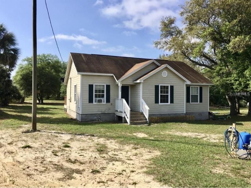 Recently Sold: $135,000 (3 beds, 2 baths, 1180 Square Feet)