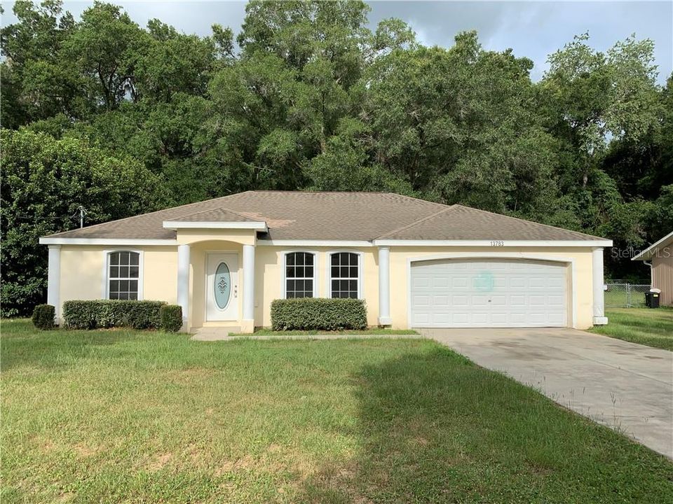 最近售出: $159,000 (3 贝兹, 2 浴室, 1317 平方英尺)