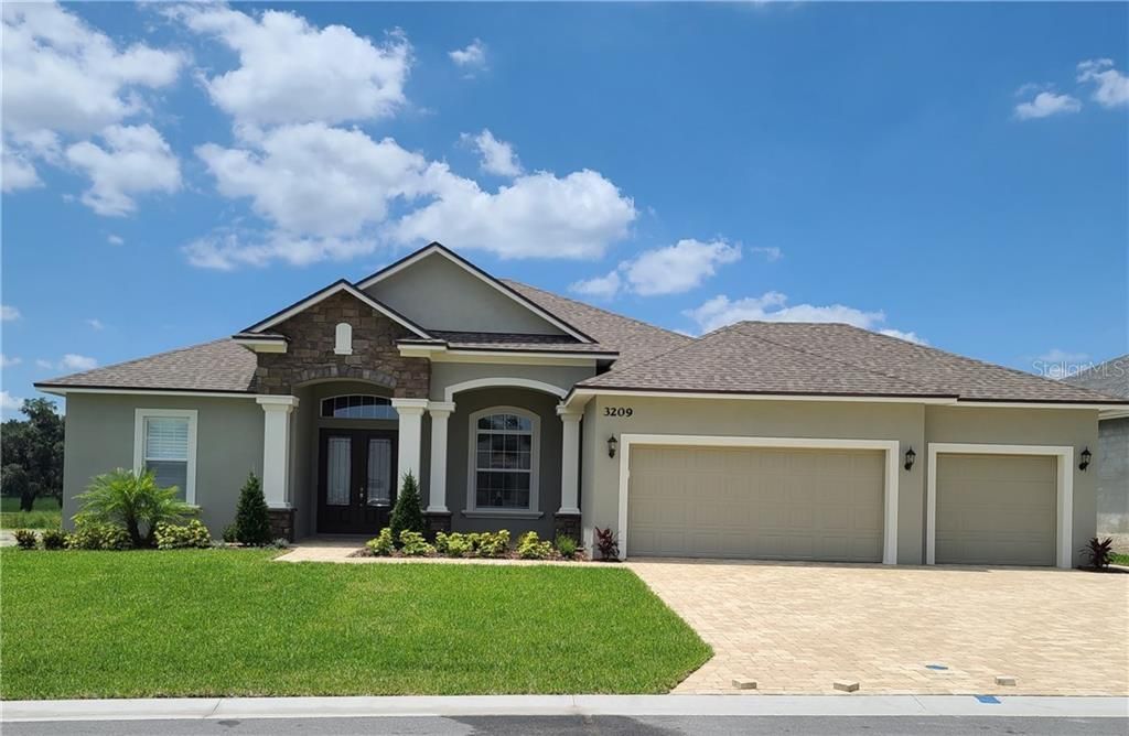 Recently Sold: $453,785 (4 beds, 3 baths, 2550 Square Feet)