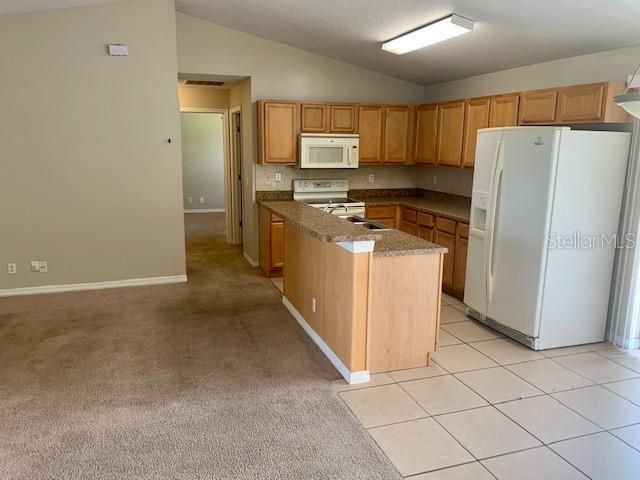 Recently Rented: $1,250 (3 beds, 2 baths, 1224 Square Feet)