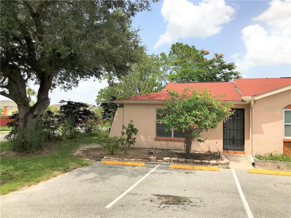 Recently Sold: $125,000 (1 beds, 1 baths, 672 Square Feet)