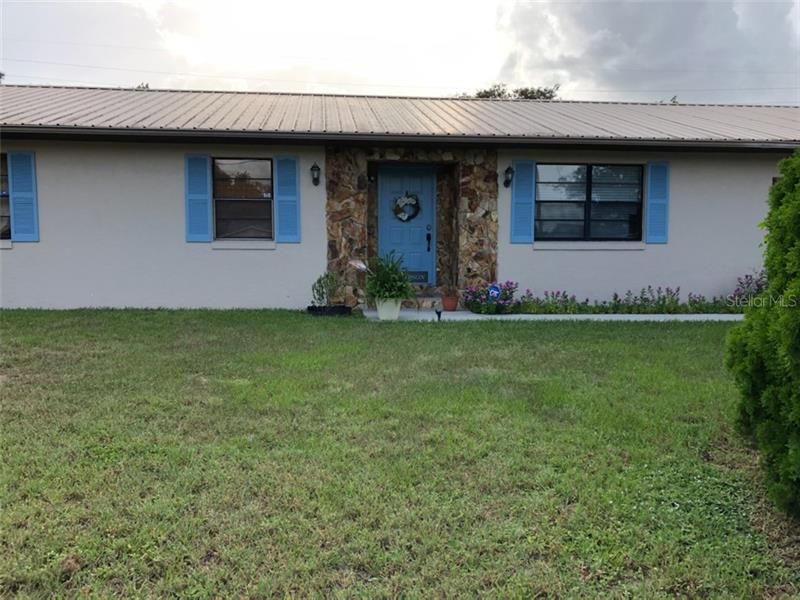 Recently Sold: $129,900 (3 beds, 2 baths, 1293 Square Feet)