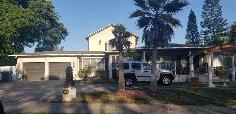 Recently Sold: $404,000 (3 beds, 3 baths, 2780 Square Feet)