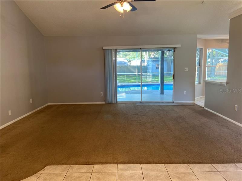 Recently Rented: $1,650 (3 beds, 2 baths, 1600 Square Feet)