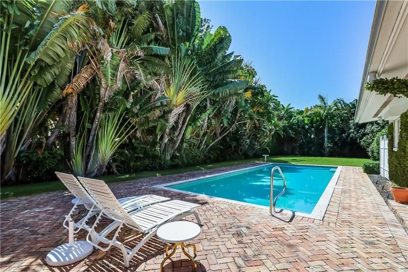 Recently Sold: $3,100,000 (3 beds, 3 baths, 2246 Square Feet)