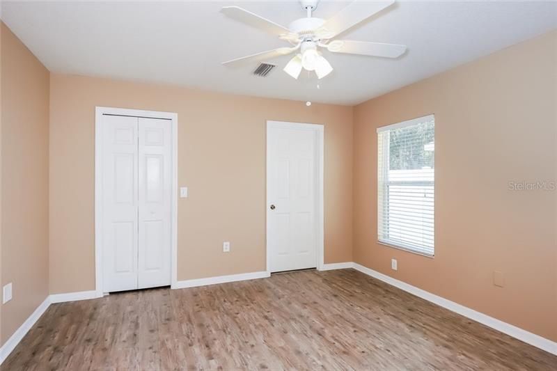 Recently Rented: $1,625 (3 beds, 2 baths, 1425 Square Feet)