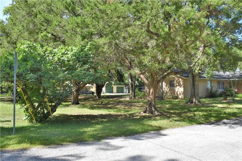 Recently Sold: $280,000 (2 beds, 2 baths, 1390 Square Feet)