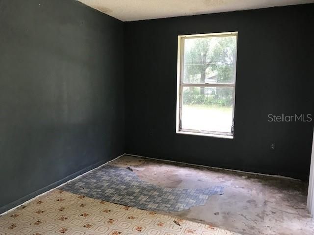 Recently Sold: $49,000 (2 beds, 2 baths, 1204 Square Feet)