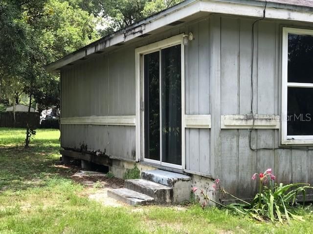 Recently Sold: $49,000 (2 beds, 2 baths, 1204 Square Feet)