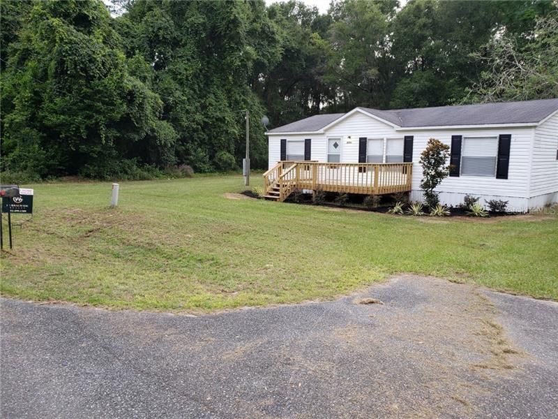 Recently Sold: $62,900 (3 beds, 2 baths, 1040 Square Feet)