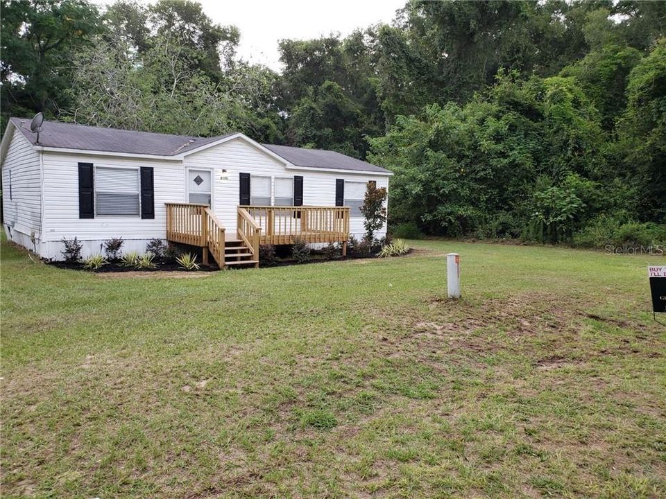 Recently Sold: $62,900 (3 beds, 2 baths, 1040 Square Feet)