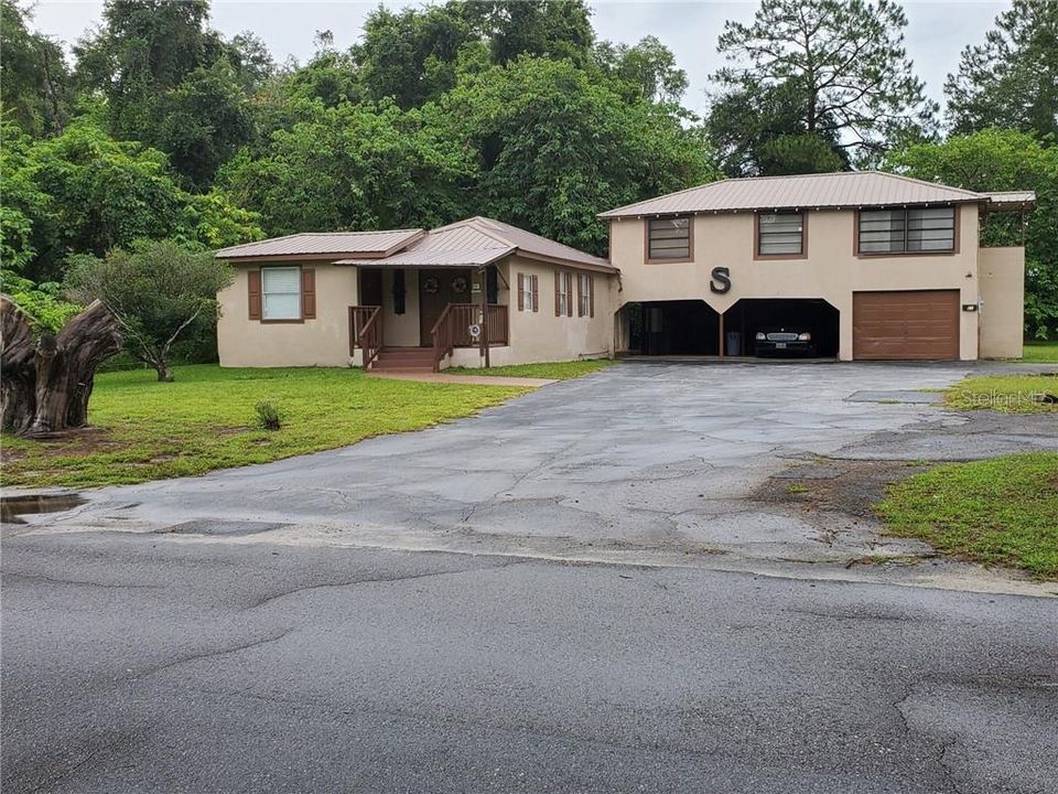 Recently Sold: $224,900 (0 beds, 0 baths, 1876 Square Feet)