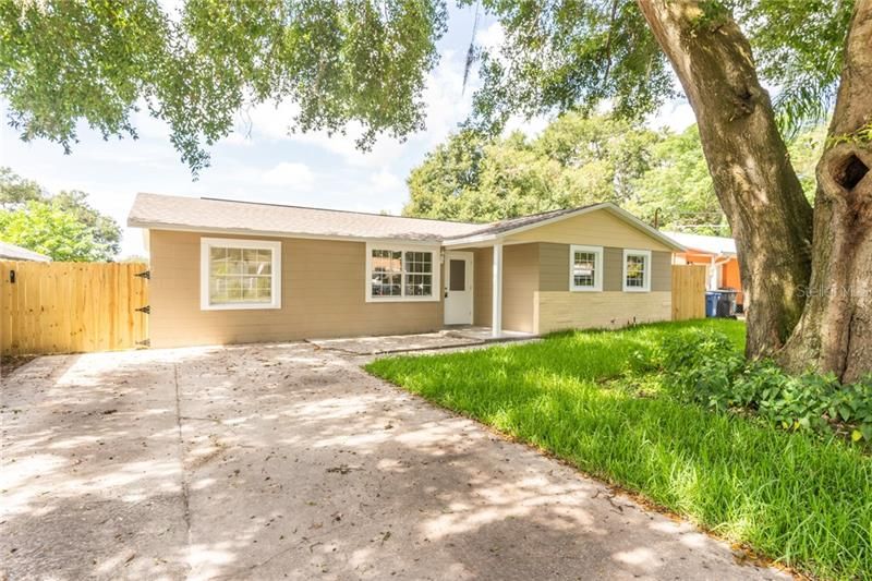 Recently Sold: $209,000 (4 beds, 2 baths, 1262 Square Feet)