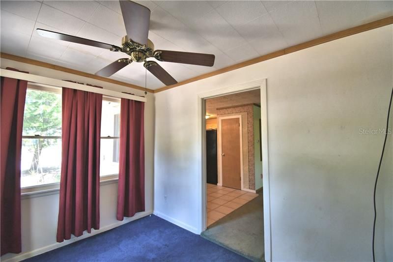 Recently Sold: $119,900 (3 beds, 1 baths, 940 Square Feet)
