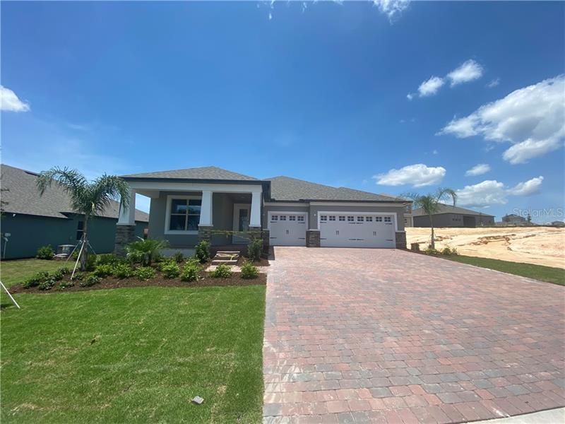 Recently Sold: $425,000 (4 beds, 3 baths, 2700 Square Feet)