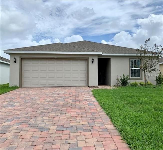 Recently Rented: $1,450 (4 beds, 2 baths, 1598 Square Feet)