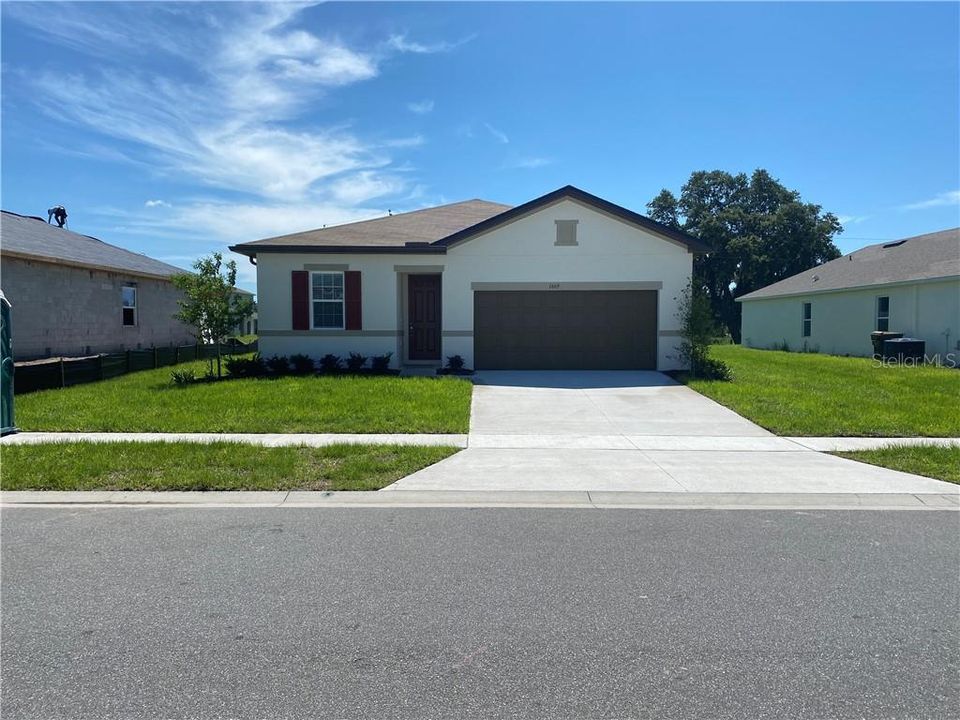 Недавно продано: $296,954 (4 спален, 2 ванн, 1890 Квадратных фут)